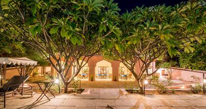 Hotel Dev Vilas