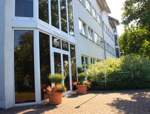 Exterior - Turm Hotel Hanau (Hanau)