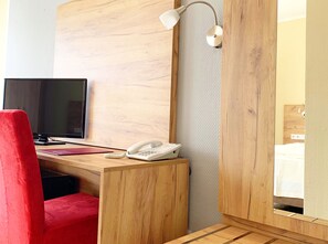 TV - Turm Hotel Hanau (Hanau)