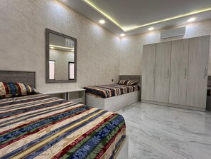 Lyxlägenhet | Värdeförvaringsskåp på rummet, ljudisolering och gratis wi-fi