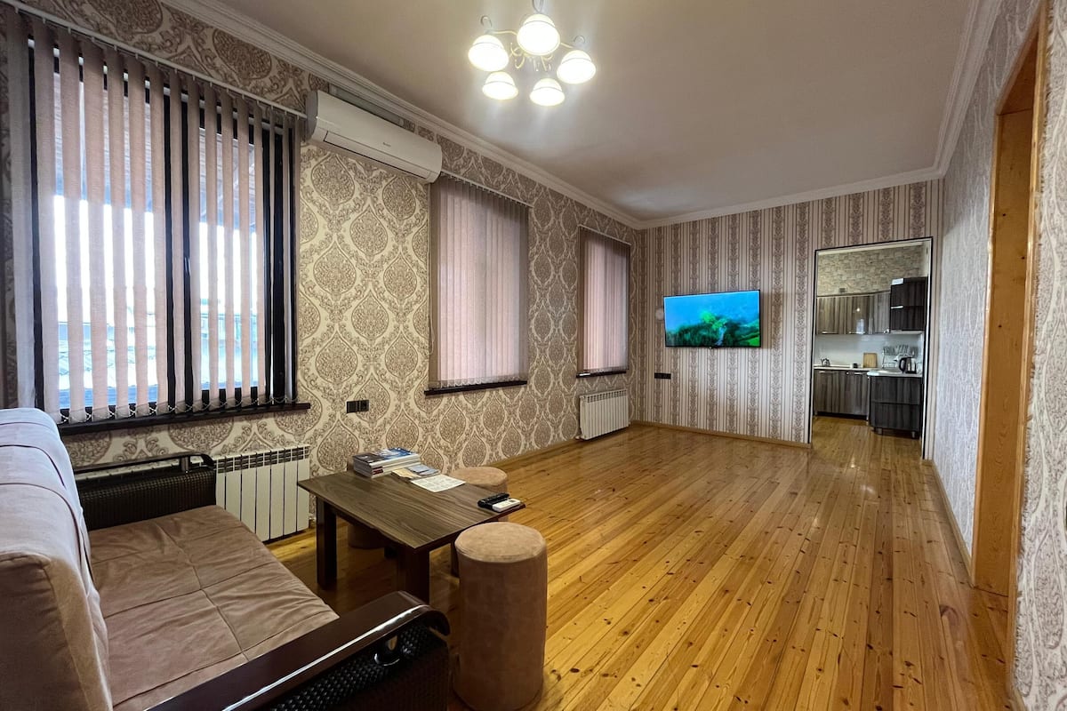 Caja de seguridad en la habitación, insonorización y wifi gratis