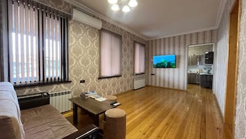 Safe på rommet, lydisolert, wi-fi (inkludert) og sengetøy