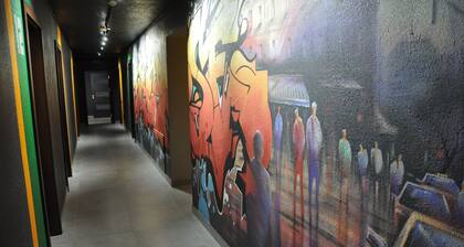 Full House Capsule Hostel