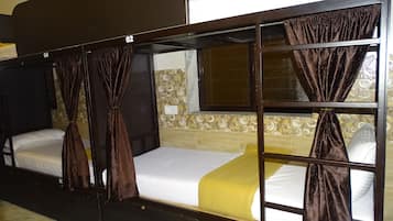 In-room safe, free WiFi