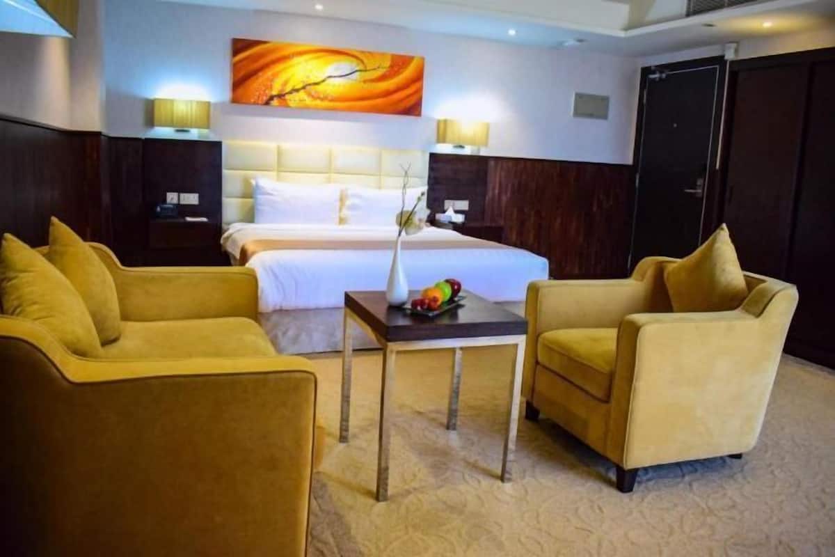 In-room safe, iron/ironing board, free WiFi, wheelchair access
