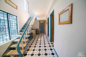 Interior entrance - Photograph Hostel (Da Nang)