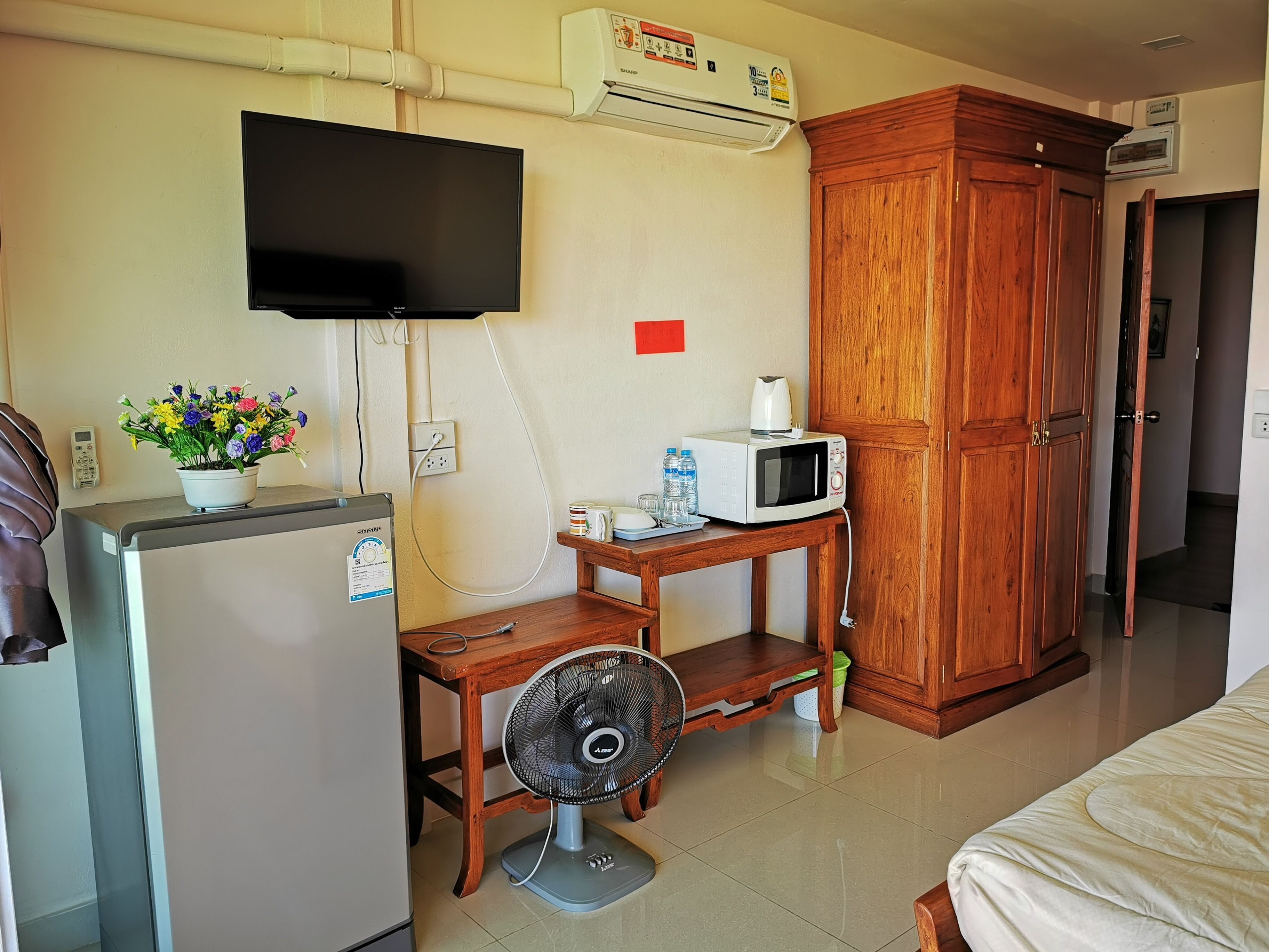 Room amenity