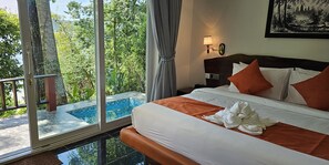 Deluxe Villa King | 1 bedroom, down duvets, minibar, in-room safe - Pearl Beach Resort & Spa (Koh Rong Sanloem)