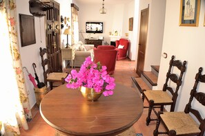 House, 4 Bedrooms, Terrace | In-room dining - Casa Azul (Alozaina)