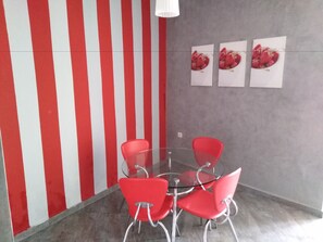 Apartment | In-room dining - Super Appartement Malabata (Tangier)