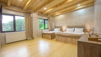 Premium bedding, in-room safe, individually furnished, desk