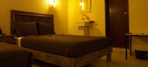 Phòng tiện nghi đơn giản, nhiều giường, không hút thuốc | Màn/rèm cản sáng, bàn ủi/dụng cụ ủi quần áo 