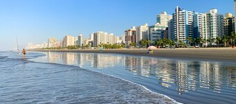 Ajuste hermoso y cómodo, w / barbacoa, 3 camas. 100 metros de la playa