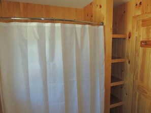 Combined shower/bathtub - Vacation Home #19 - 2 bedroom/ 2 bath (Cape Vincent)