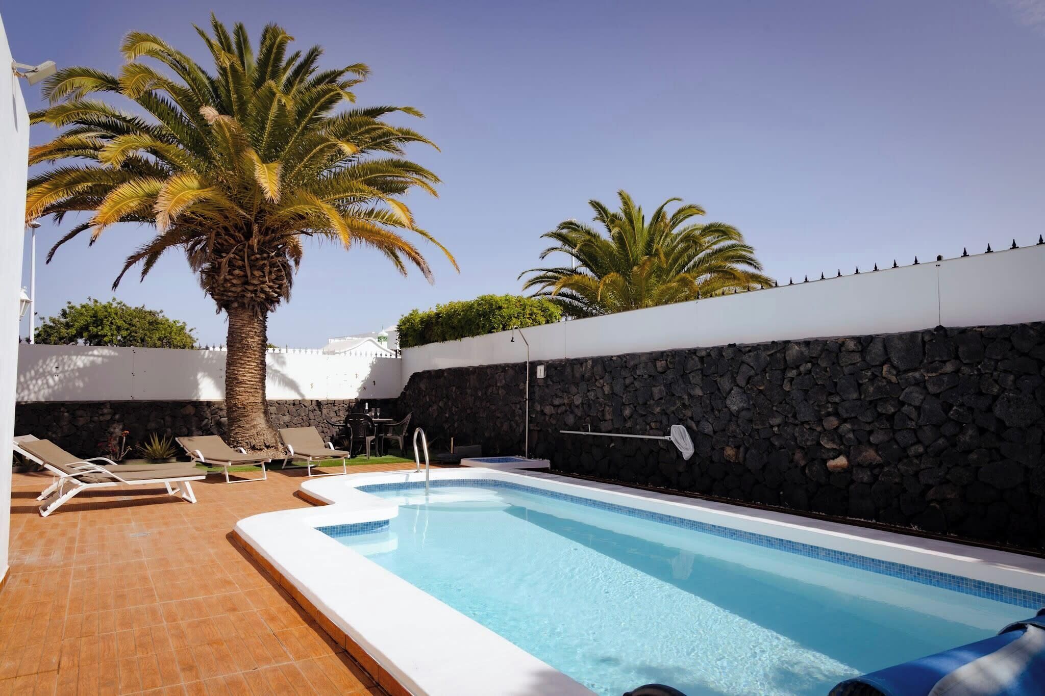 Opvarmet pool