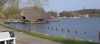 Komfortables voll ausgestattetes  Ferienhaus mit Sauna - 2 Min. Fußweg zum See 