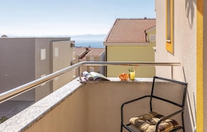 Property grounds - Lovely apartment in Makarska with WiFi (Makarska)