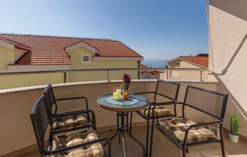 balcony-terrace