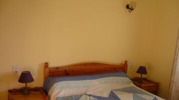 1 camera, ferro/asse da stiro, Wi-Fi gratuito