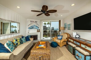 Smart-TV, Kamin, Tischfußball, Tischtennisplatte