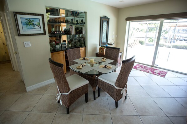 Family House, Multiple Beds, Non Smoking | In-room dining - The Heron Nest (Naples)