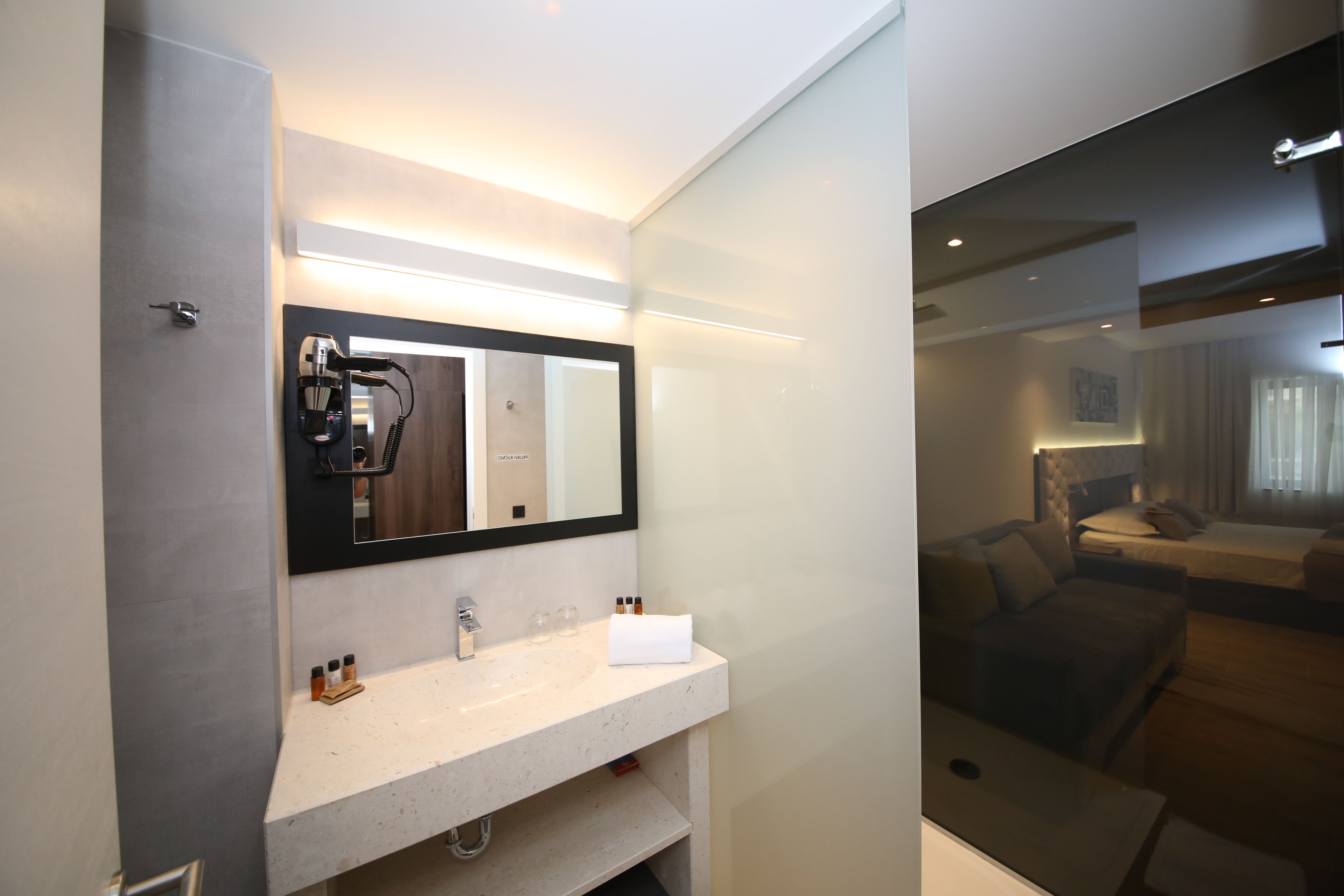 shower, free toiletries, hair dryer, slippers