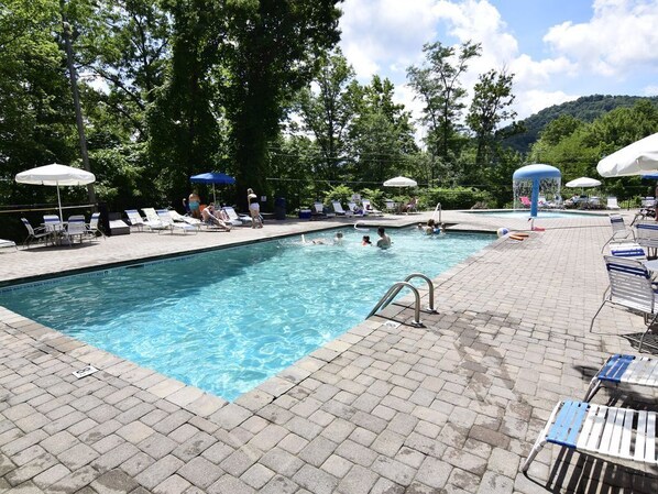 Indoor pool, outdoor pool