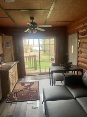 Smart TV, fireplace, DVD player