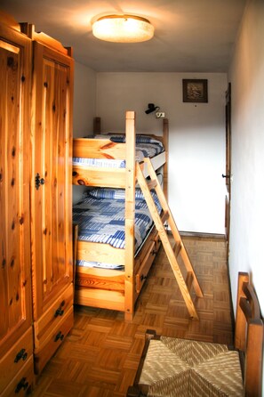 2 bedrooms, free WiFi