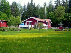 Exterior - Sauna, boat, fiber optic connection, barbecue area, child-friendly, football goal (Nybro)