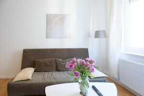 تلفز يون ذكي، مشغل دي في دي، كُتُب، مكتبة فيديو