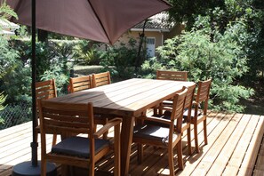Outdoor dining - House in SOULAC sur Mer with Garden (Soulac-sur-Mer)