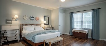 Walk to Everything from the 5 Points Carriage House!