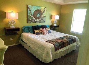 3 chambres, fer et planche à repasser, Wi-Fi, draps fournis