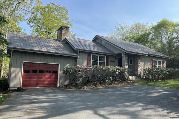 New exterior paint!
Summer 2022