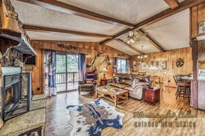 Smart-TV, peis og DVD-spiller