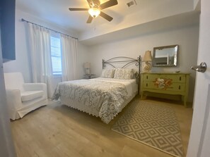 2 bedrooms, iron/ironing board, free WiFi, bed sheets