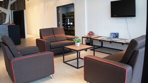 Lobby sitting area - My Rainforest Suite Hotel (Langkawi)
