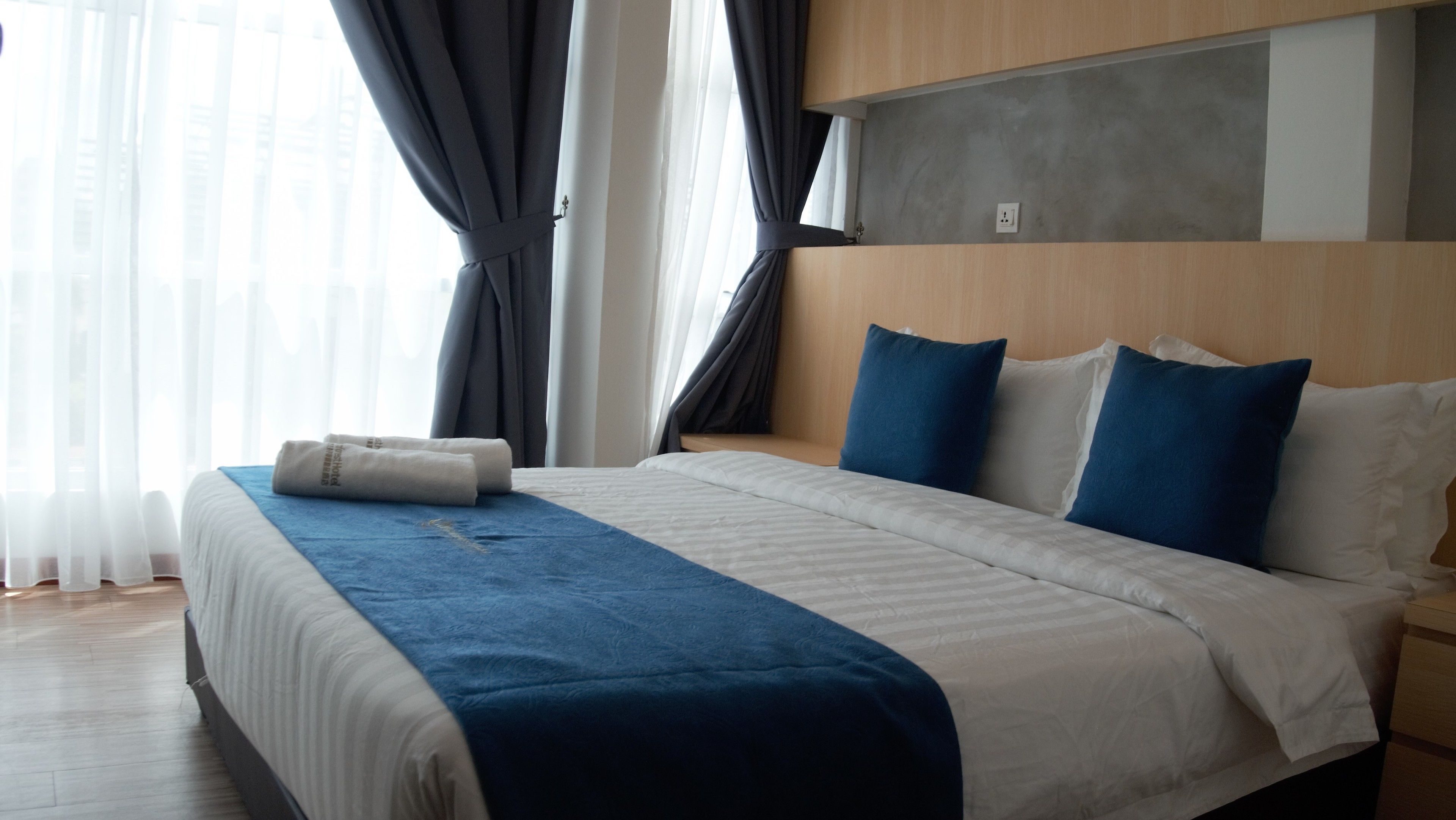 standard suite, 2 bedrooms | premium bedding, blackout curtains, iron/ironing board, free wifi