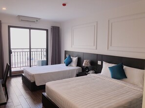 City view - MARINA BOUTIQUE HOTEL  (Nha Trang)