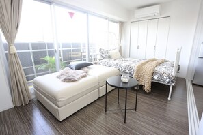 컴포트 아파트, 침대(여러 개) | 암막 커튼, 무료 WiFi, 침대 시트