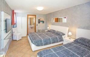 2 Schlafzimmer, Reisekinderbett, kostenloses WLAN, Bettwäsche