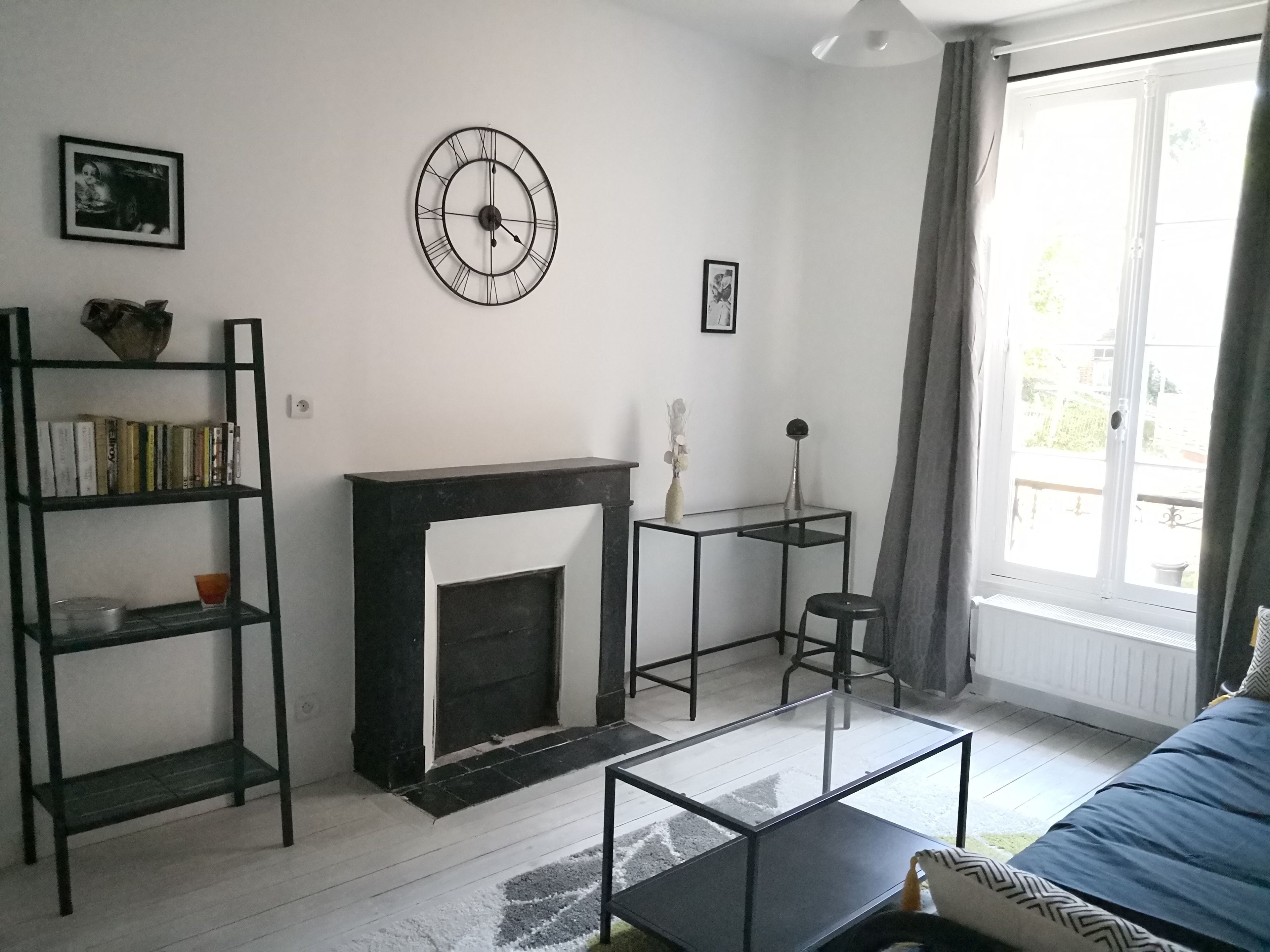 Suite Design, 1 grand lit et 1 canapé-lit (Onyx) | Coin séjour