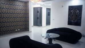Living room - THE WESTIN SUITES (Lahore)