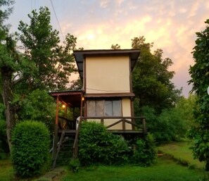 Basic Cabin, 1 Double Bed, Non Smoking | Terrace/patio - Viva el Delta (Partido de Tigre)