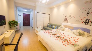 Unclassified image, 4 of 11, button - Youjia Apartment (Changsha)
