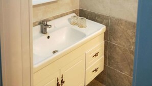 Unclassified image, 2 of 11, button - Youjia Apartment (Changsha)