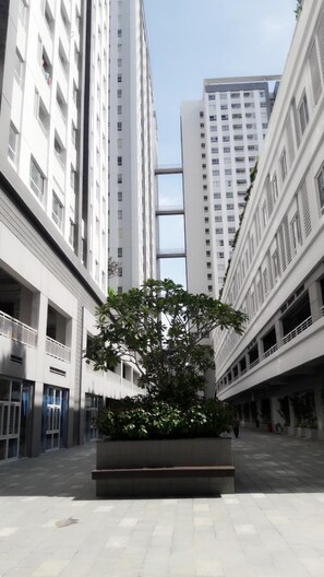 Exterior - Horse Square Apartment (Ho Chi Minh City)