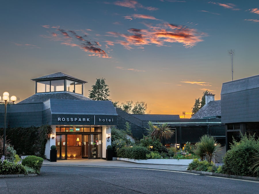 Front of property – evening/night