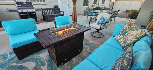 Patio Paradise 3-Bedroom Home Hot Tub too! 5 minutes from Fort Huachuca